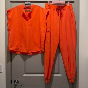 FIGS Sunset Orange – Rafaela (S) & HW Zamora (L Tall)